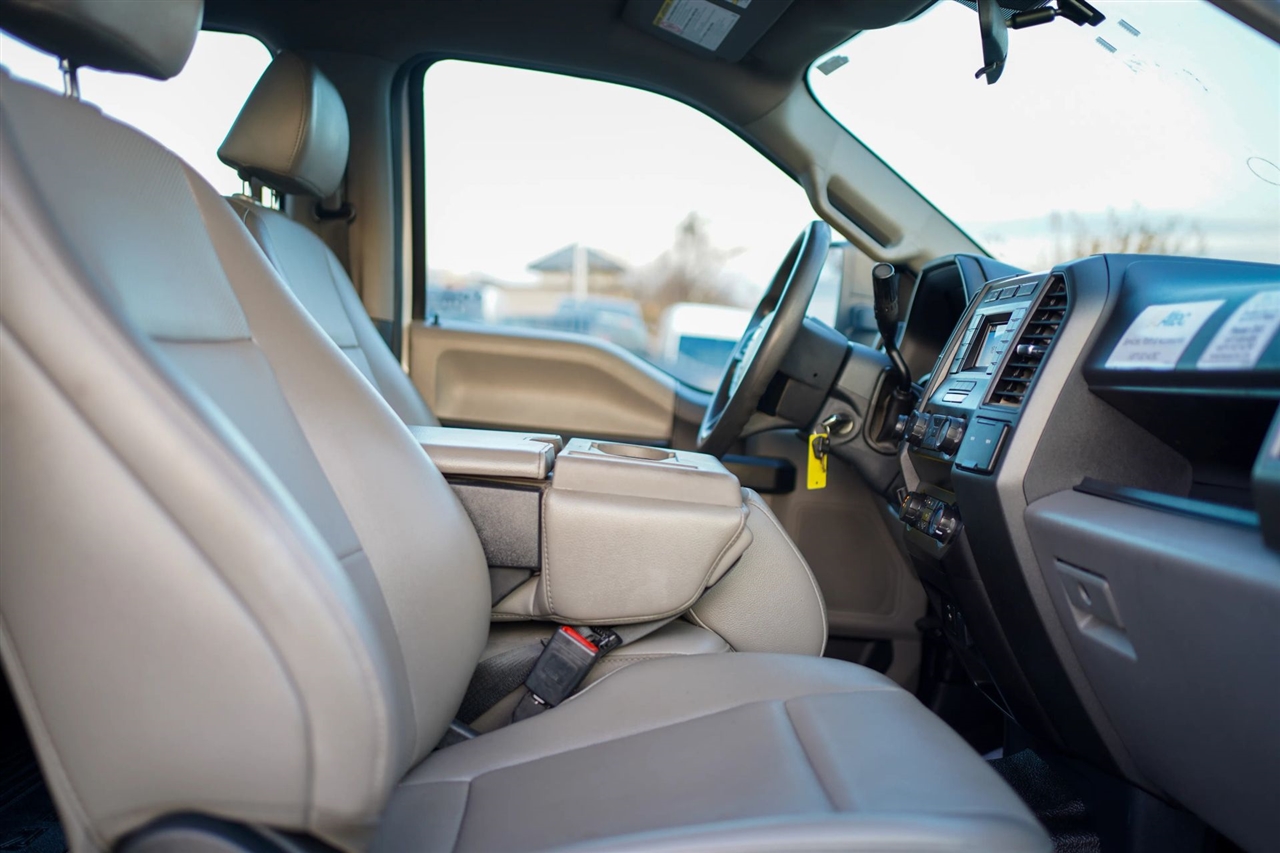 Ford F-350 SD XL Crew Cab Long Bed DRW 4WD 2022