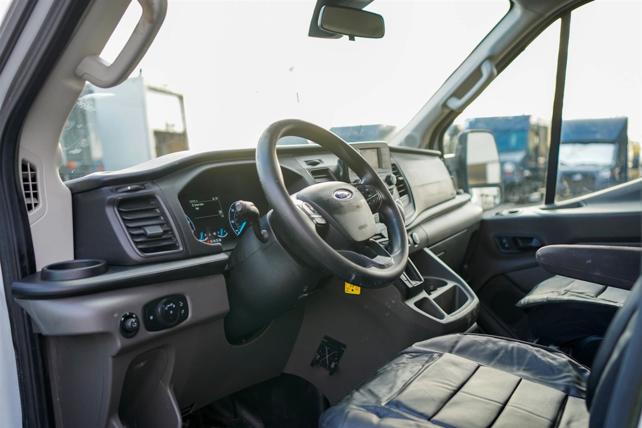 Ford Transit T-350 HD DRW 2020