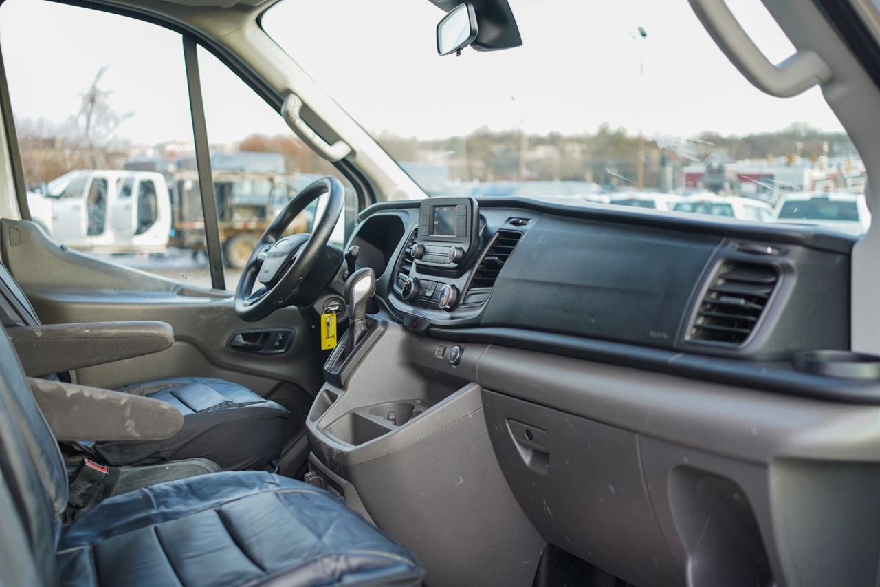 Ford Transit T-350 HD DRW 2020