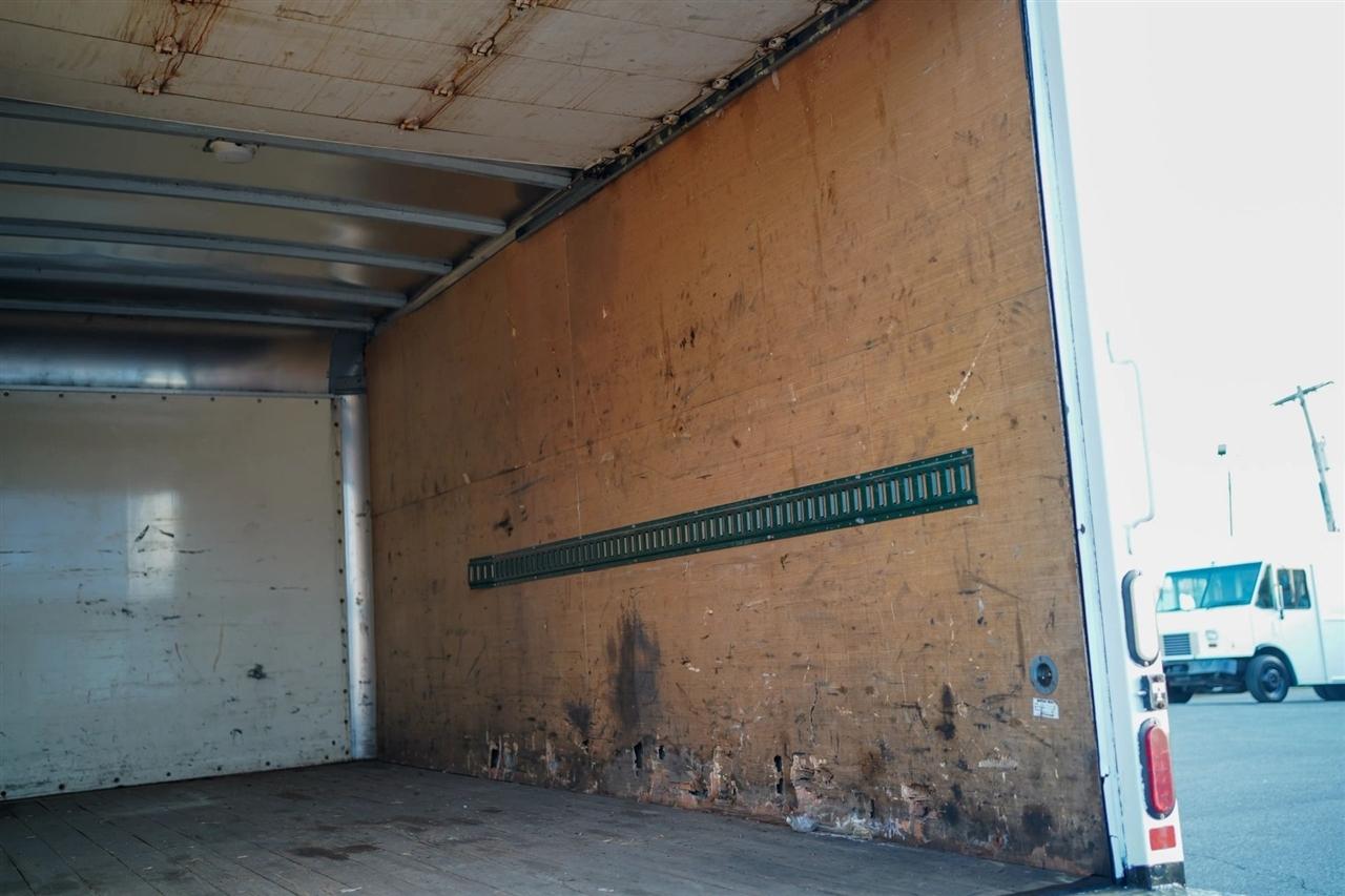 Ford F-550 Regular Cab DRW 2WD 2015