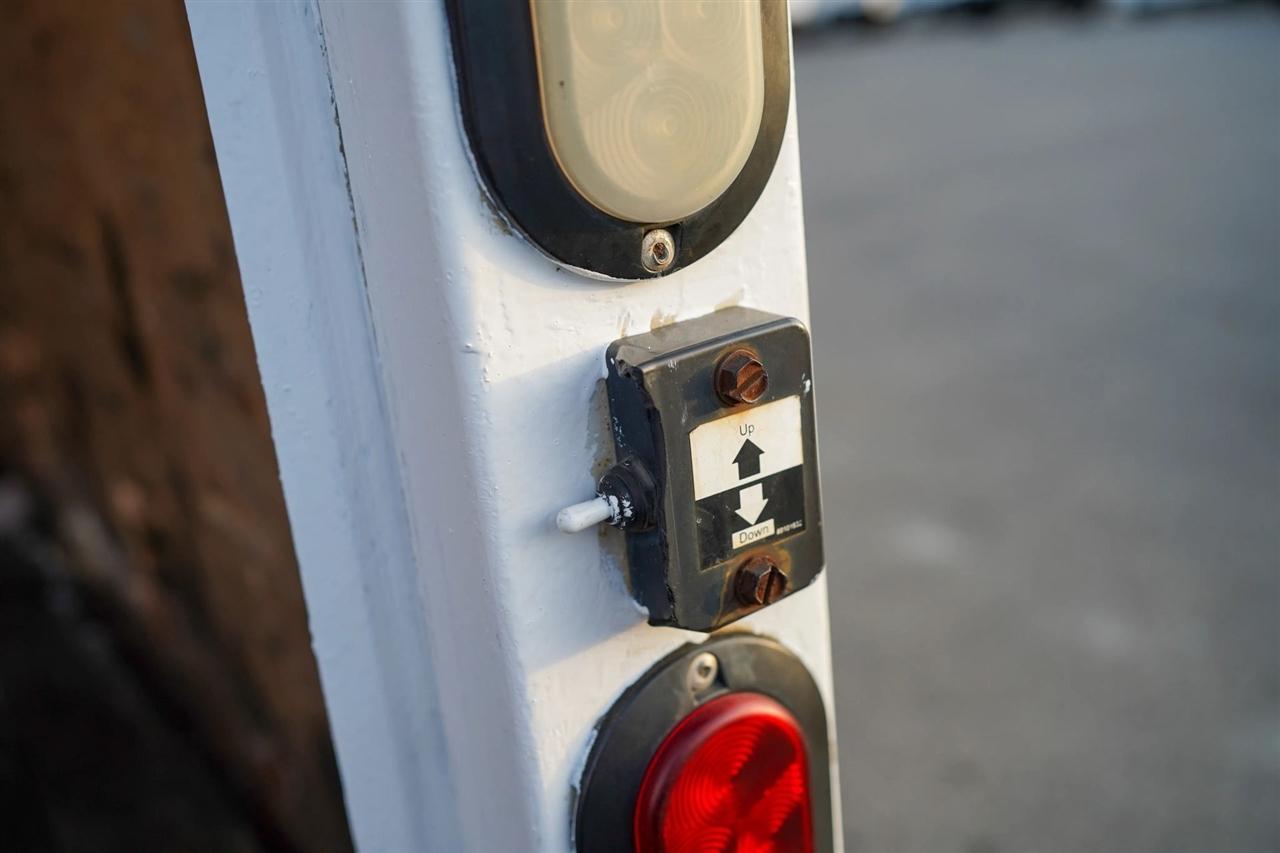 Ford F-550 Regular Cab DRW 2WD 2015