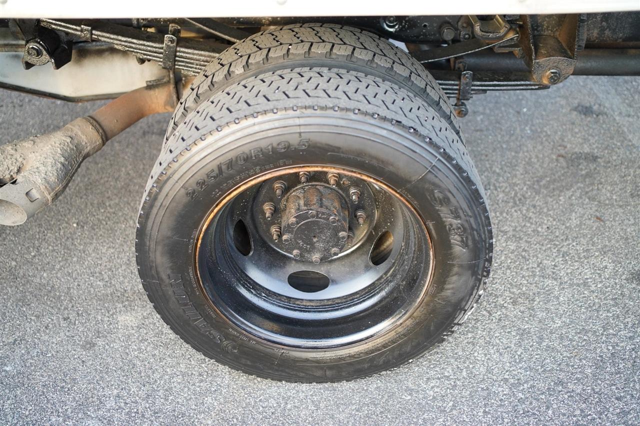 Ford F-550 Regular Cab DRW 2WD 2015