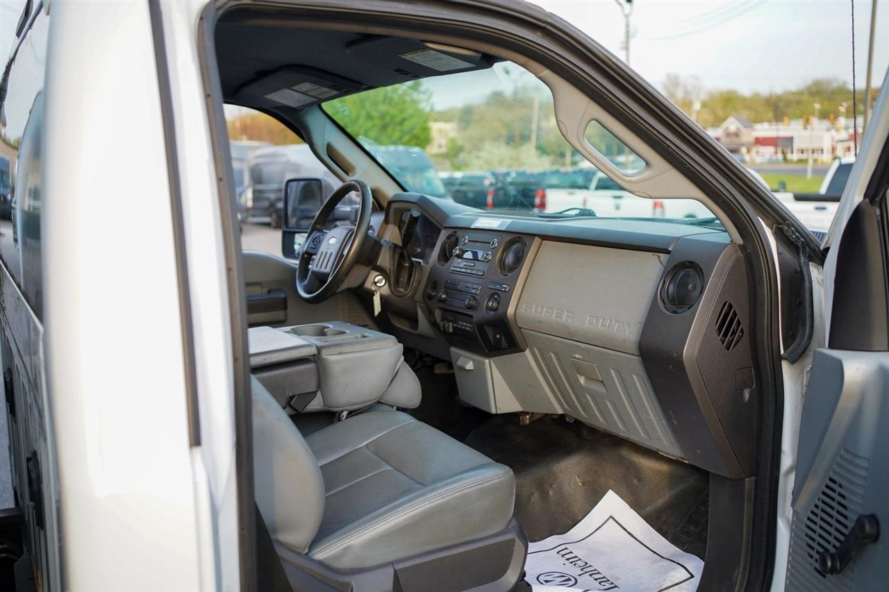 Ford F-550 Regular Cab DRW 2WD 2015