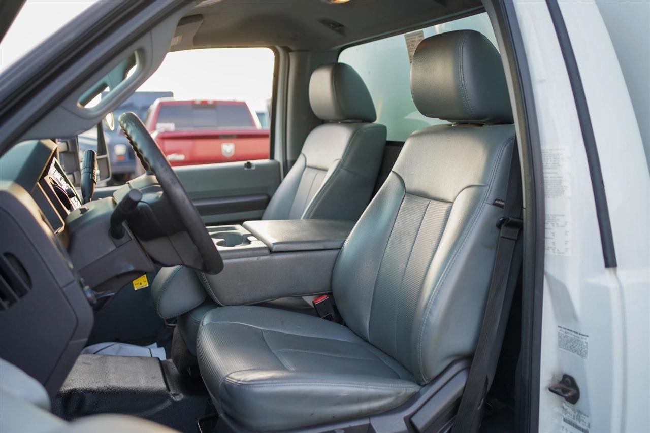 Ford F-550 Regular Cab DRW 2WD 2015