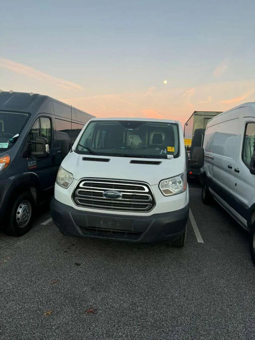 2017 Ford Transit Van Base
