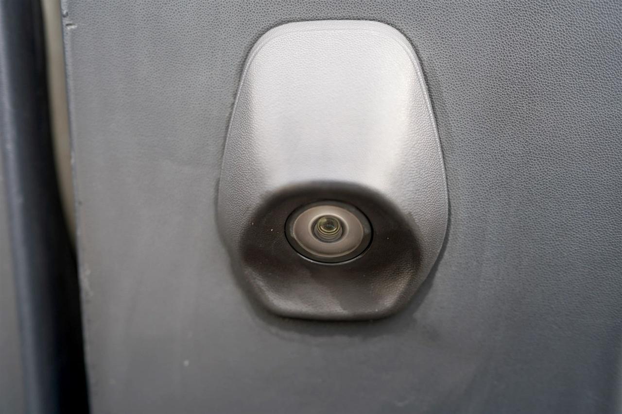 Ford Transit 250 Van Low Roof w/Sliding Pass. 130-in. WB 2017