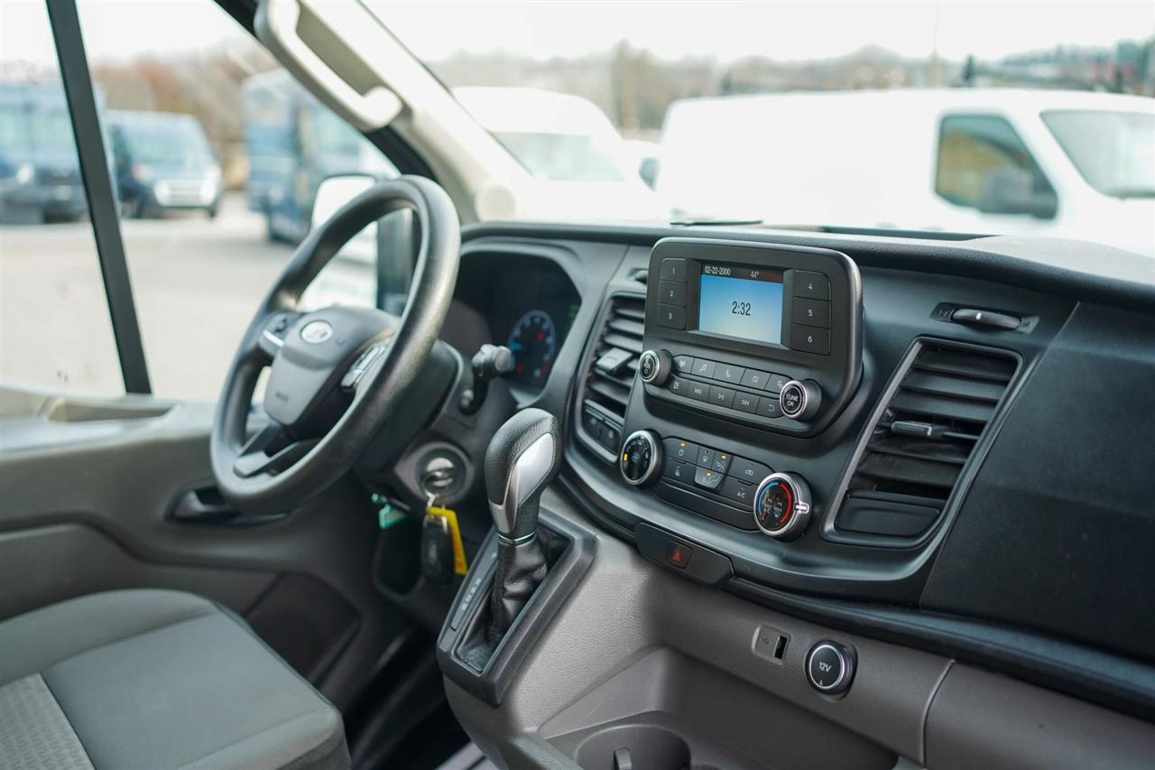 Ford Transit 250 Van High Roof w/Sliding Pass. 148-in. WB EL 2020