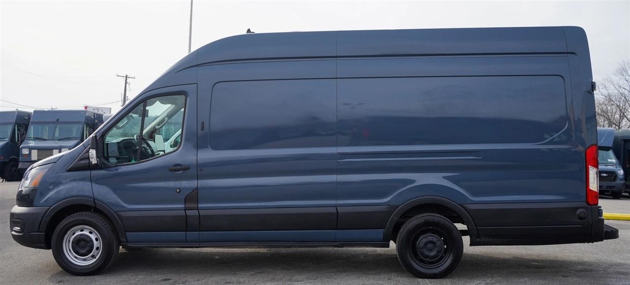 Ford Transit 250 Van High Roof w/Sliding Pass. 148-in. WB EL 2020