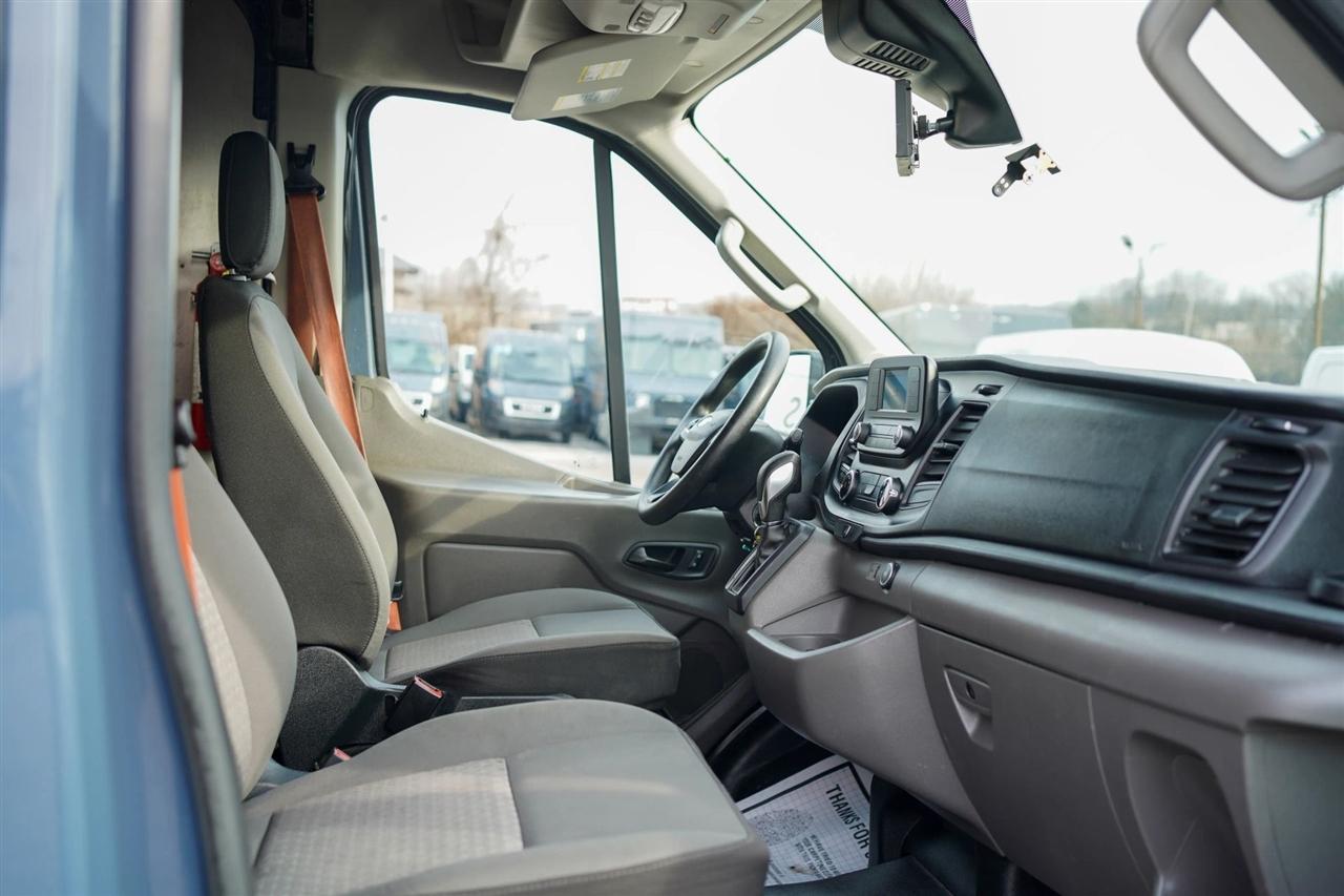 Ford Transit 250 Van High Roof w/Sliding Pass. 148-in. WB EL 2020