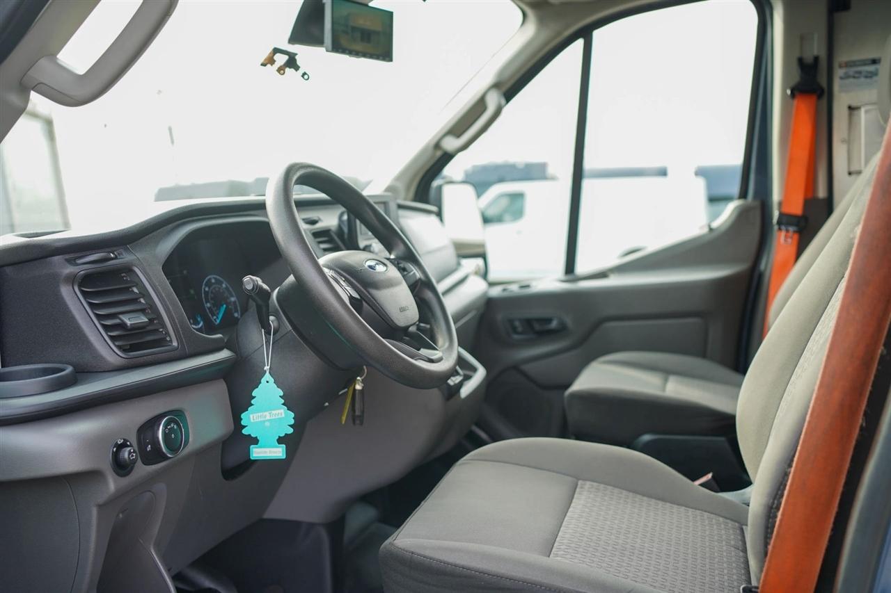 Ford Transit 250 Van High Roof w/Sliding Pass. 148-in. WB EL 2020