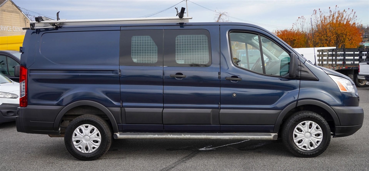 Ford Transit 250 Van Low Roof 60/40 Pass.130-in. WB 2019