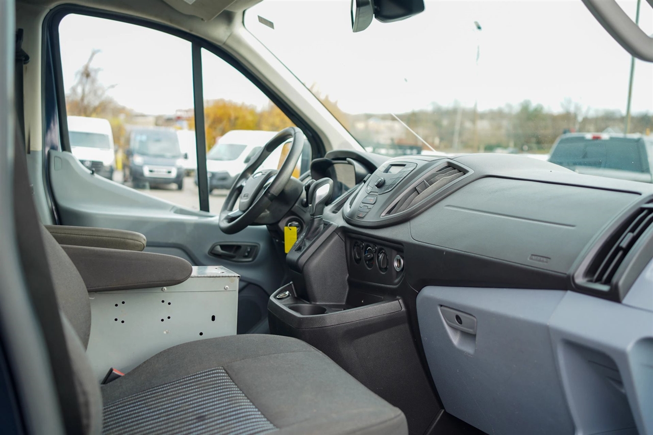 Ford Transit 250 Van Low Roof 60/40 Pass.130-in. WB 2019