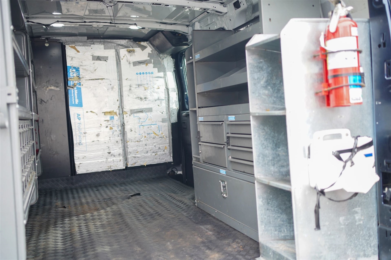 Ford Transit 250 Van Low Roof 60/40 Pass.130-in. WB 2019