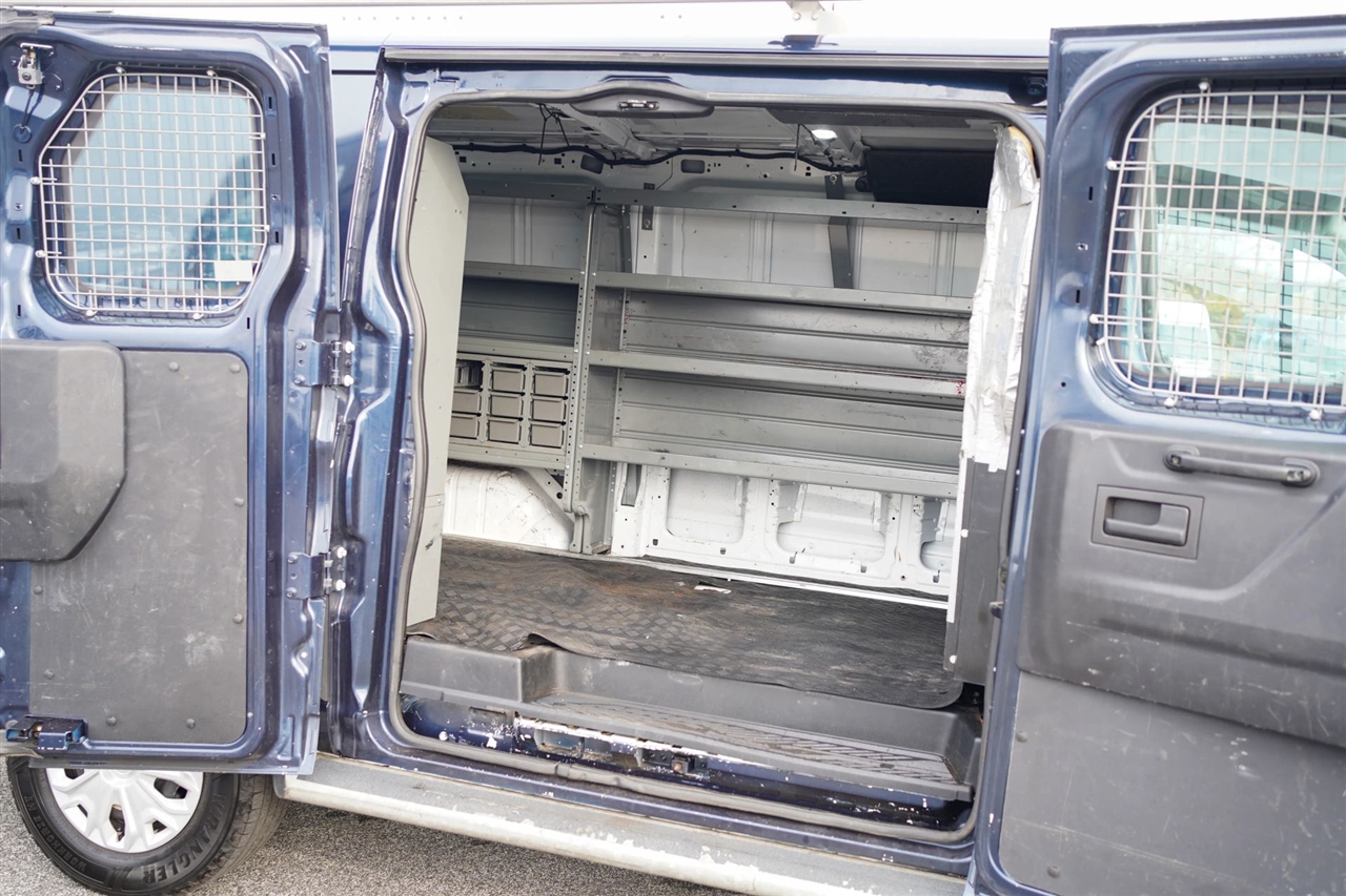 Ford Transit 250 Van Low Roof 60/40 Pass.130-in. WB 2019