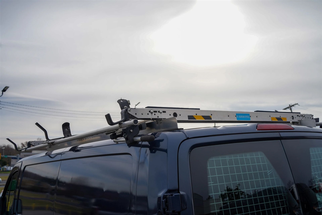 Ford Transit 250 Van Low Roof 60/40 Pass.130-in. WB 2019