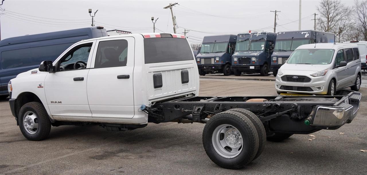 RAM 3500 Crew Cab 2WD DRW 2021