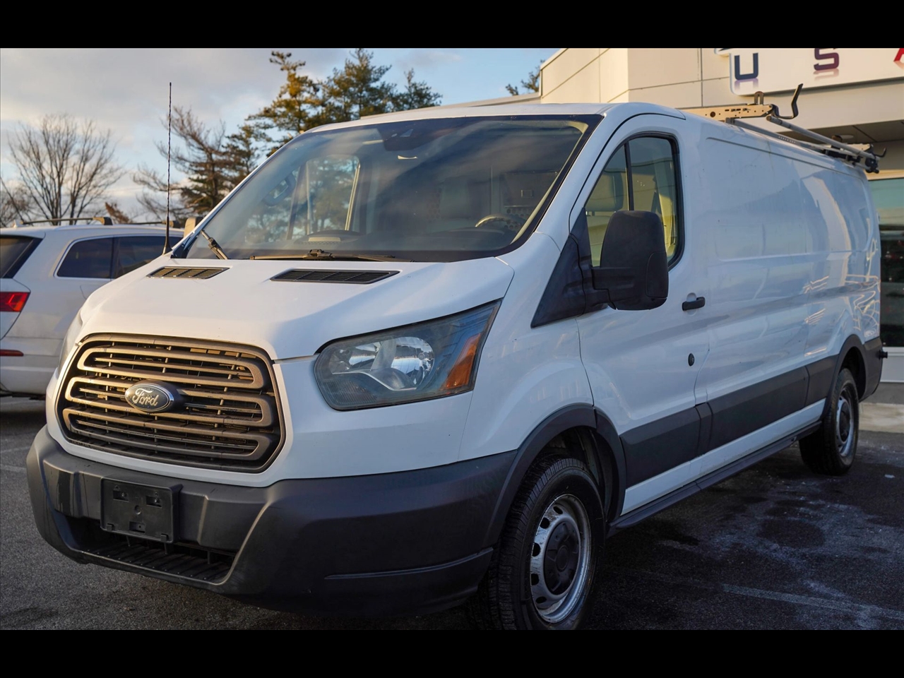 Ford Transit 250 Van Low Roof 60/40 Pass. 148-in. WB 2018