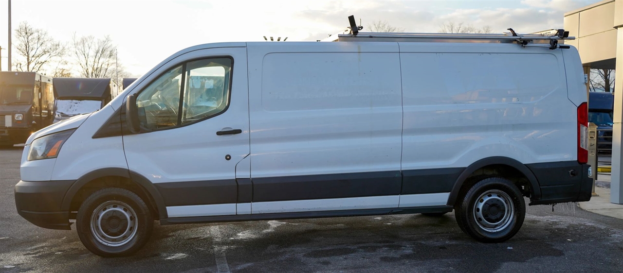 Ford Transit 250 Van Low Roof 60/40 Pass. 148-in. WB 2018