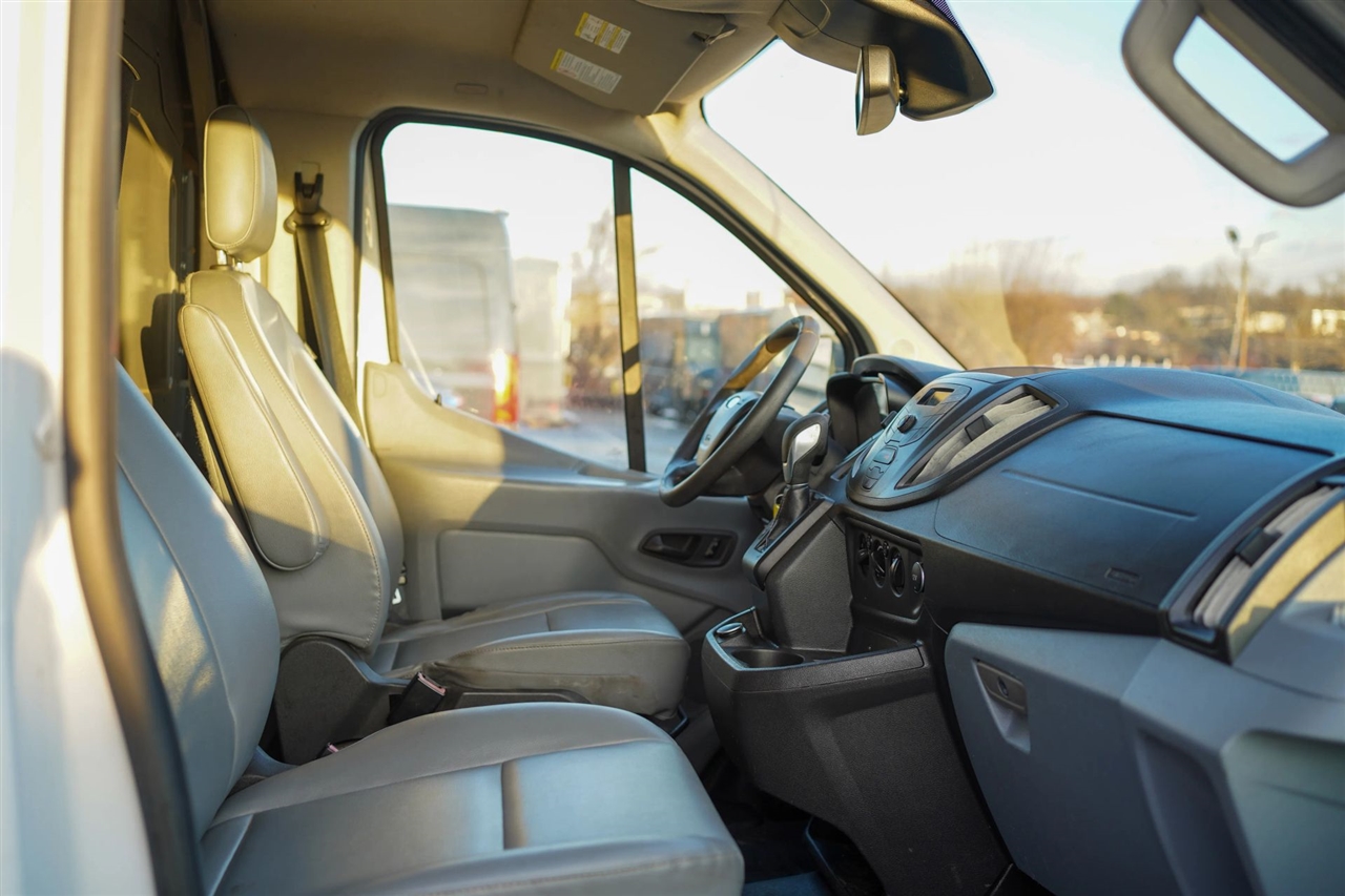 Ford Transit 250 Van Low Roof 60/40 Pass. 148-in. WB 2018