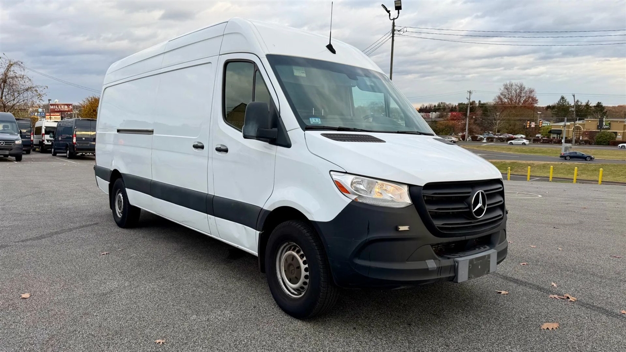 Mercedes-Benz Sprinter 3500 High Roof 170-in. WB 2019
