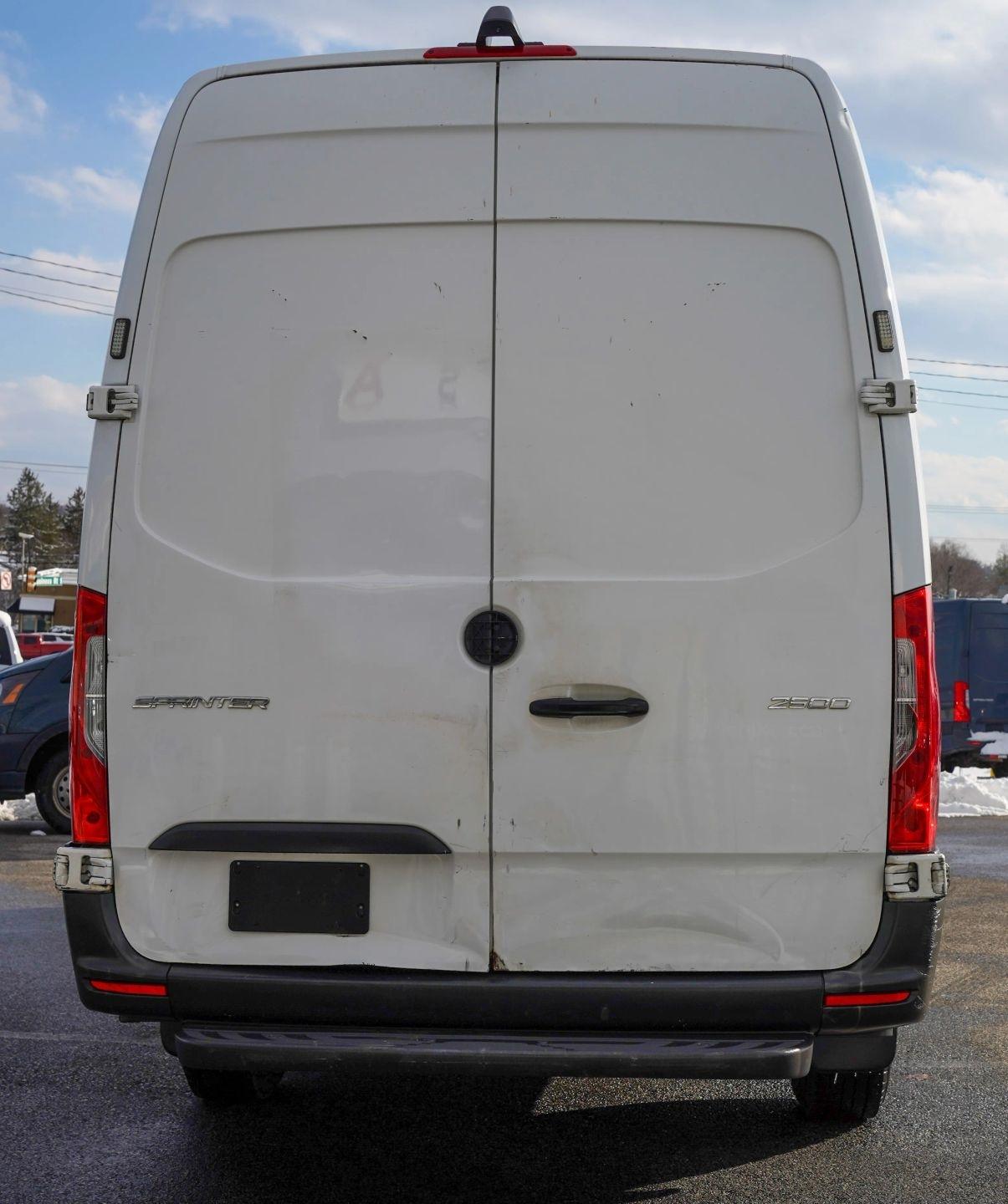 Mercedes-Benz Sprinter 3500 High Roof 170-in. WB 2019