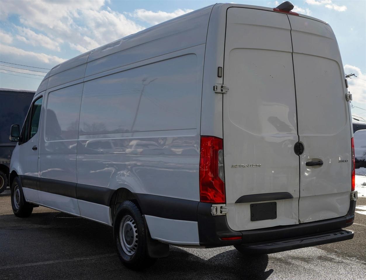 Mercedes-Benz Sprinter 3500 High Roof 170-in. WB 2019