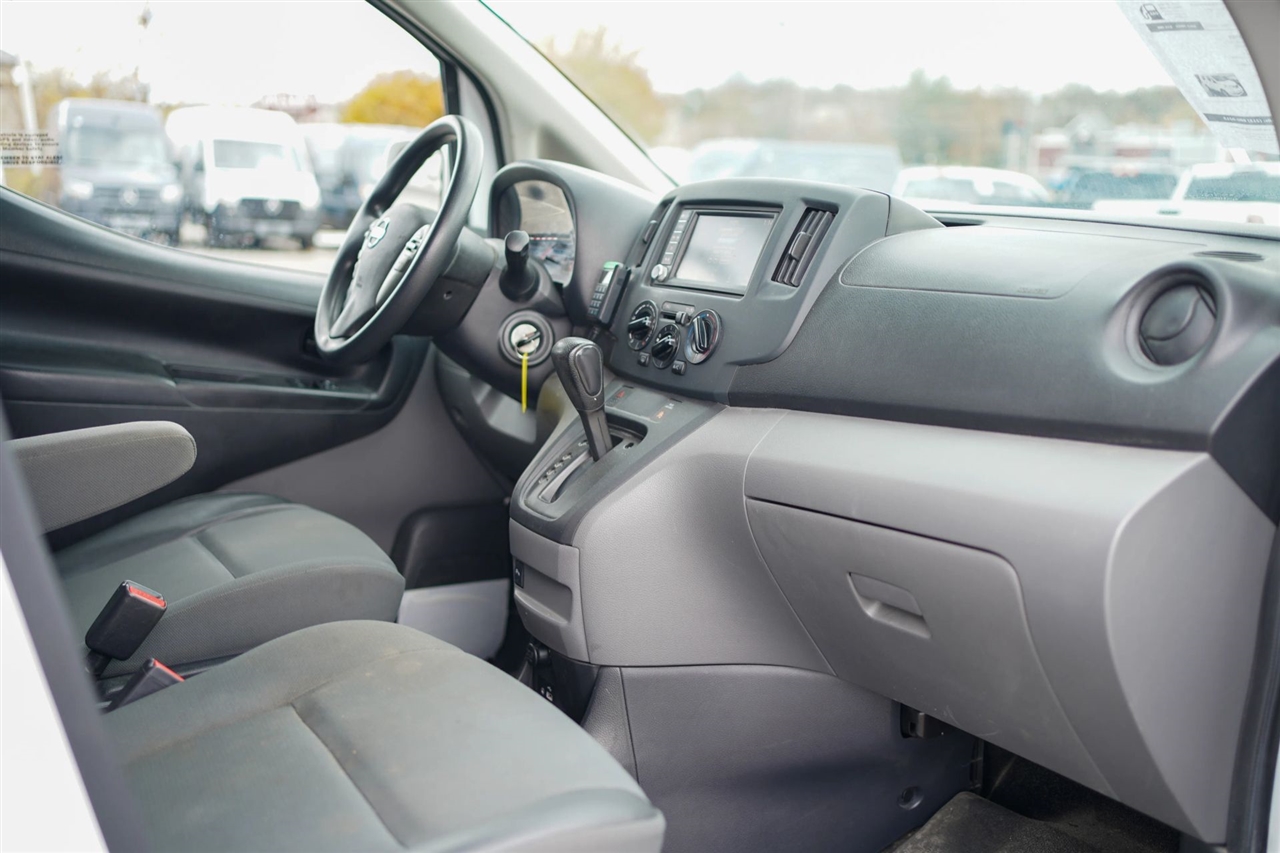 Nissan NV200 SV 2021