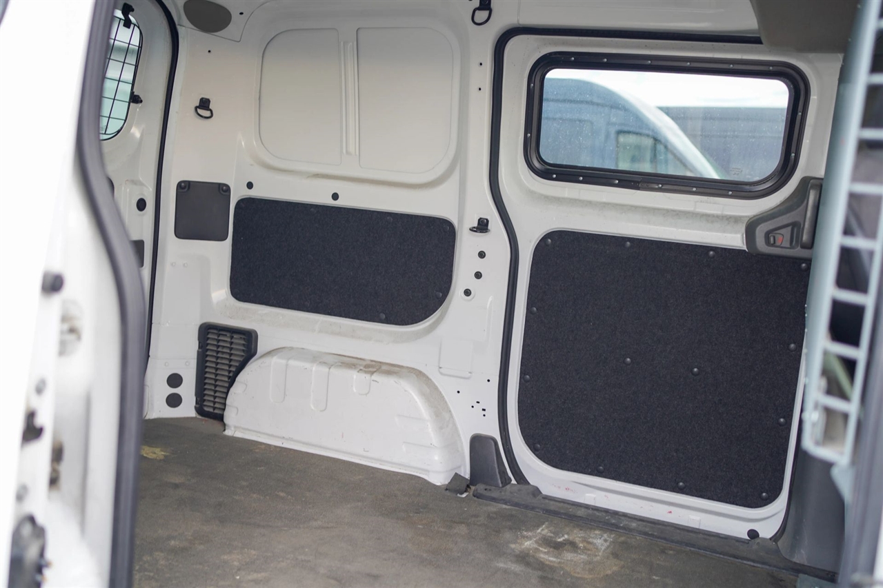 Nissan NV200 SV 2021