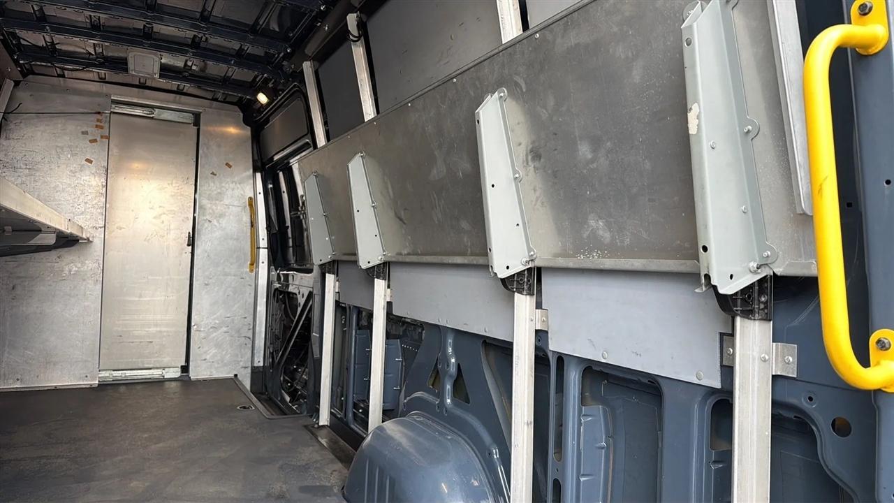 Mercedes-Benz Sprinter 3500 Wagon High Roof 170-in. WB 2019