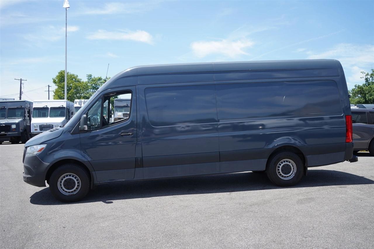 Mercedes-Benz Sprinter 3500 Wagon High Roof 170-in. WB 2019