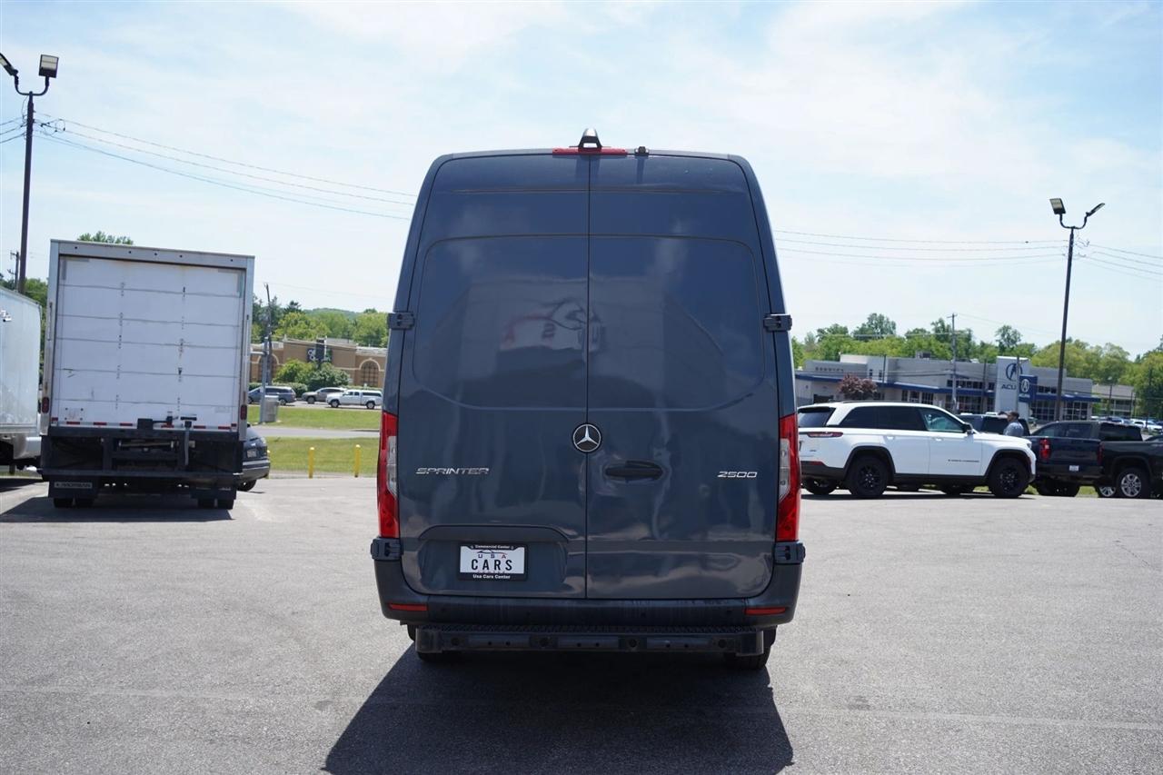 Mercedes-Benz Sprinter 3500 Wagon High Roof 170-in. WB 2019