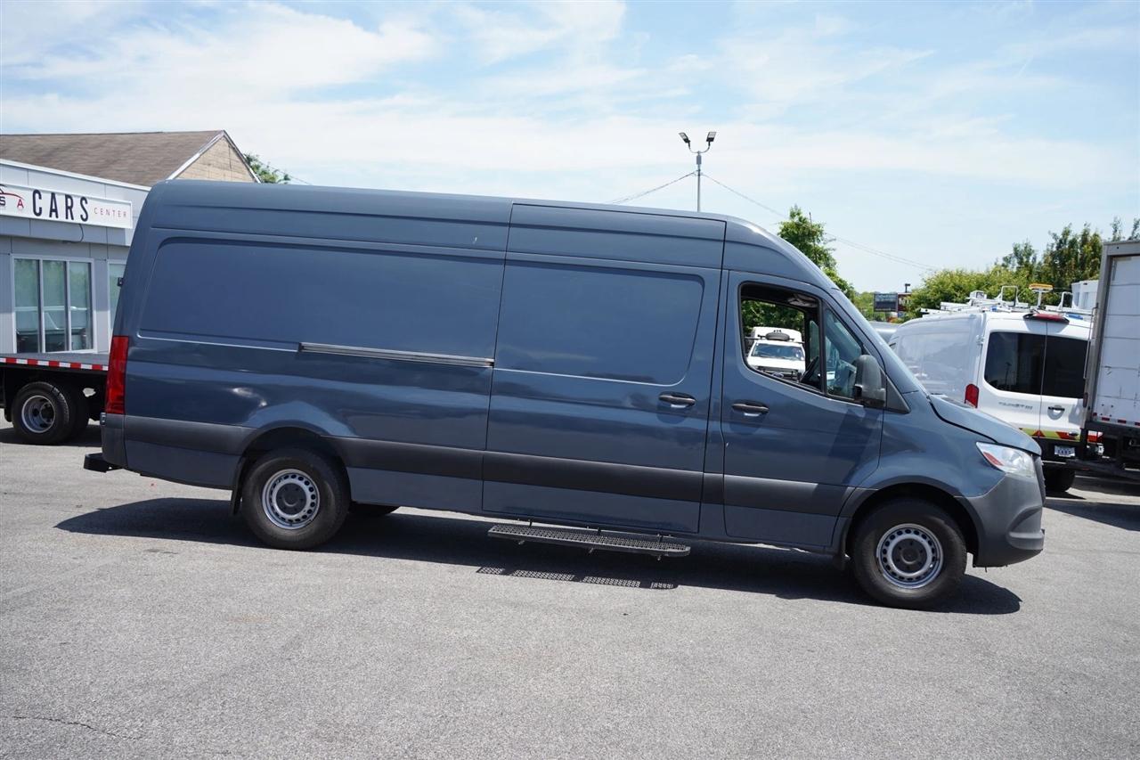 Mercedes-Benz Sprinter 3500 Wagon High Roof 170-in. WB 2019