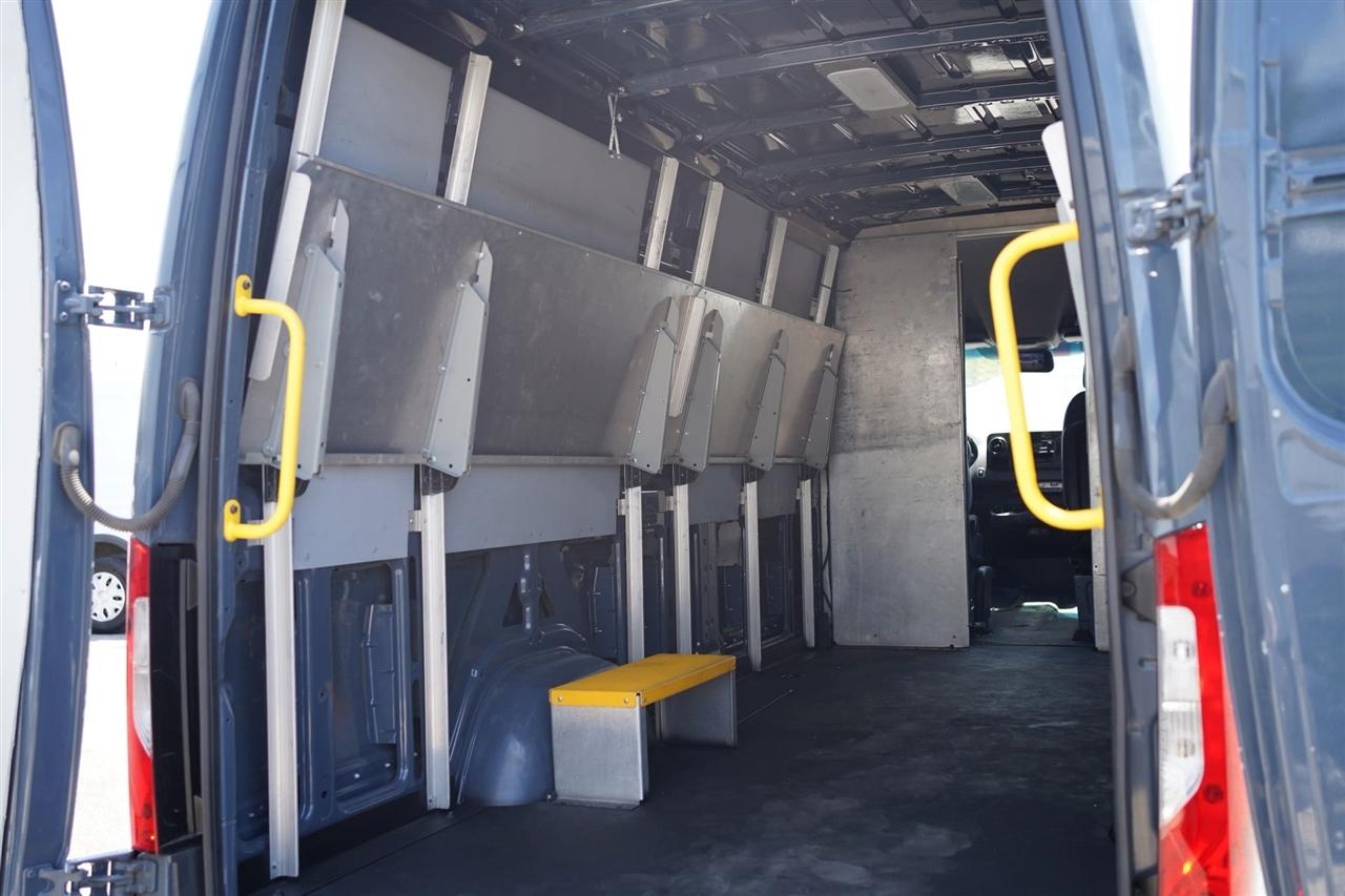 Mercedes-Benz Sprinter 3500 Wagon High Roof 170-in. WB 2019