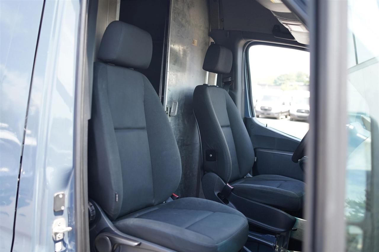 Mercedes-Benz Sprinter 3500 Wagon High Roof 170-in. WB 2019