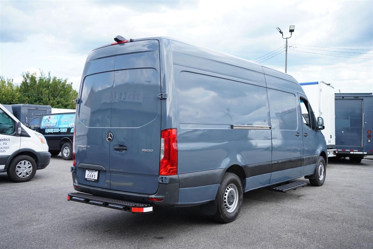 Mercedes-Benz Sprinter 3500 Wagon High Roof 170-in. WB 2019
