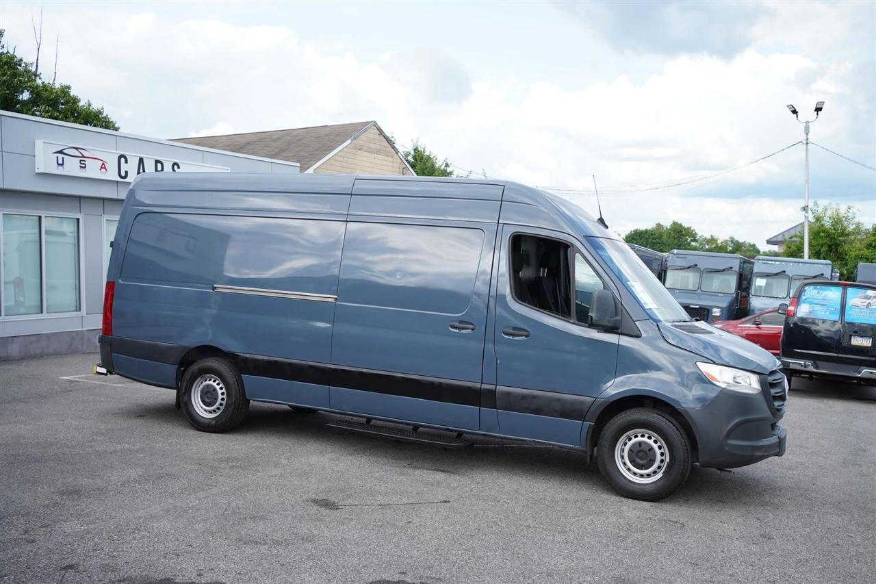 Mercedes-Benz Sprinter 3500 Wagon High Roof 170-in. WB 2019