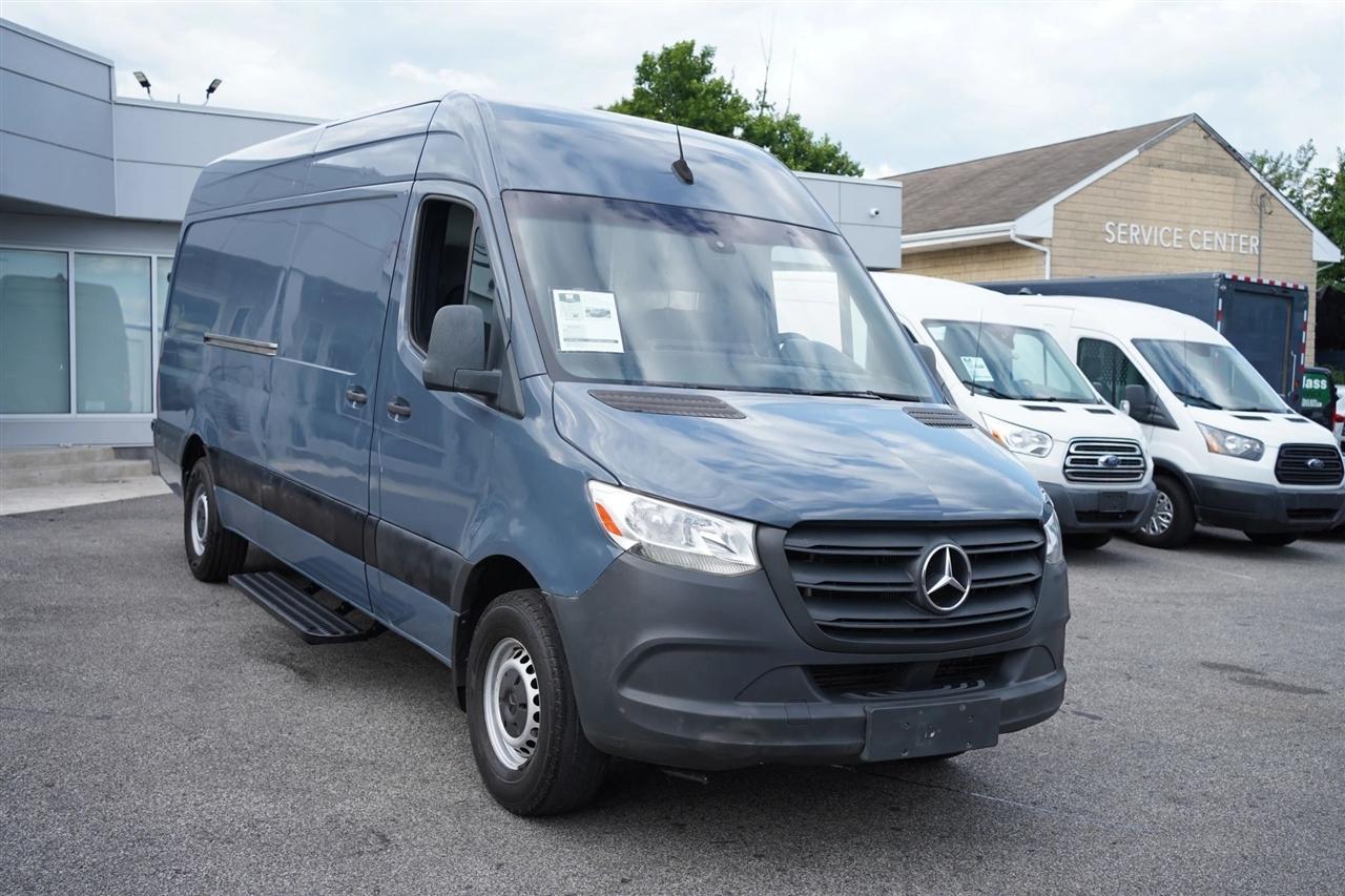 Mercedes-Benz Sprinter 3500 Wagon High Roof 170-in. WB 2019
