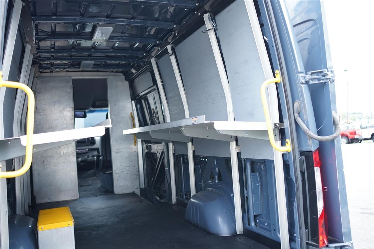 Mercedes-Benz Sprinter 3500 Wagon High Roof 170-in. WB 2019