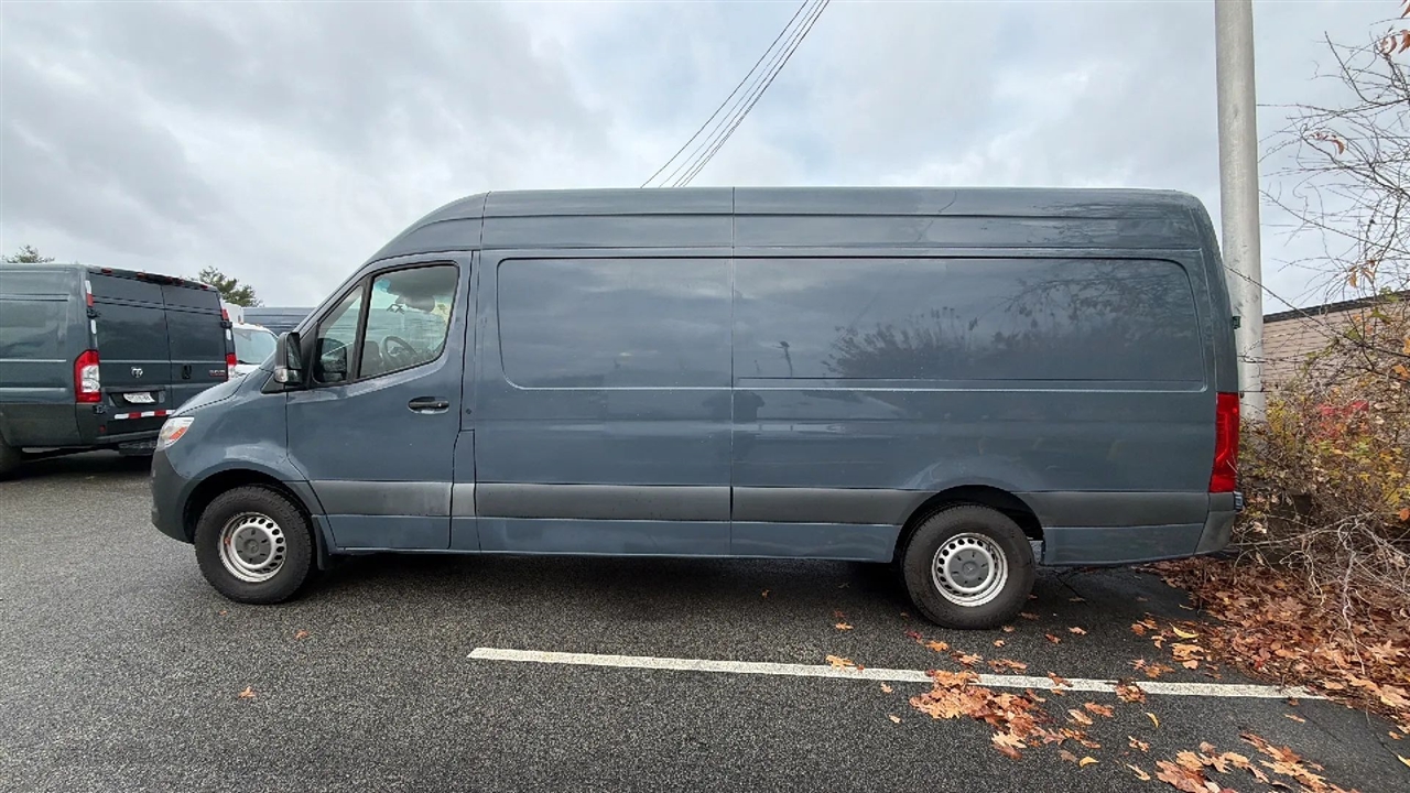 Mercedes-Benz Sprinter 3500 Wagon High Roof 170-in. WB 2019