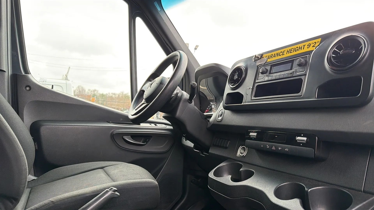 Mercedes-Benz Sprinter 3500 Wagon High Roof 170-in. WB 2019