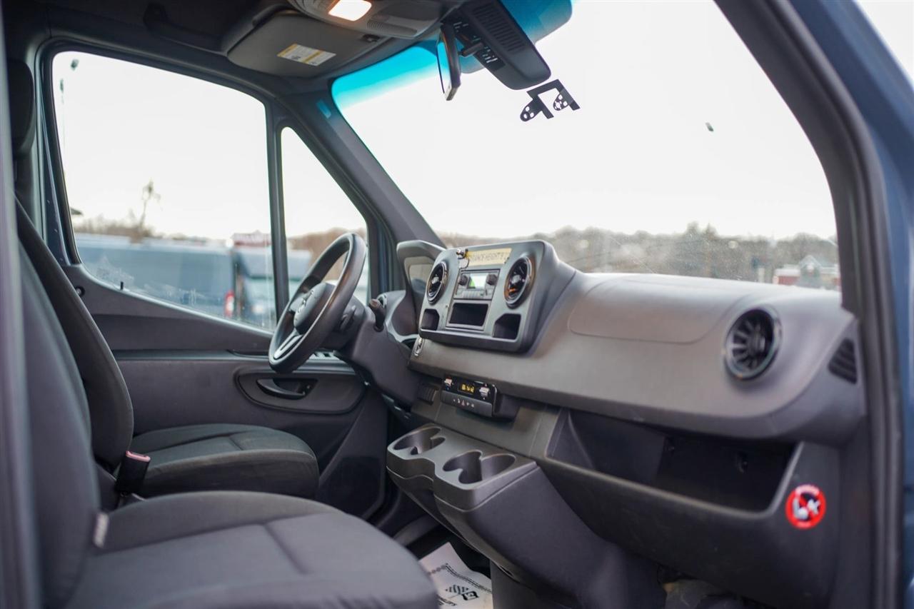 Mercedes-Benz Sprinter 3500 Wagon High Roof 170-in. WB 2019