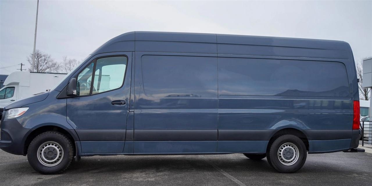 Mercedes-Benz Sprinter 3500 Wagon High Roof 170-in. WB 2019