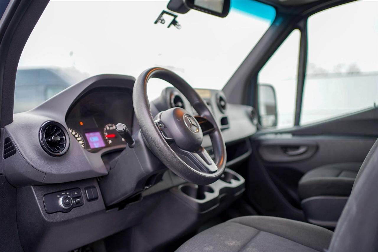 Mercedes-Benz Sprinter 3500 Wagon High Roof 170-in. WB 2019