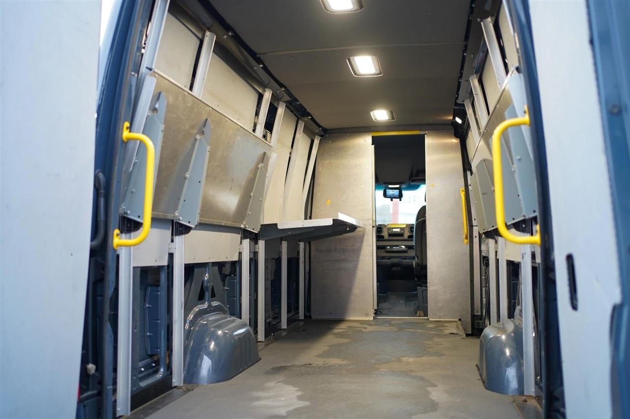 Mercedes-Benz Sprinter 3500 Wagon High Roof 170-in. WB 2019