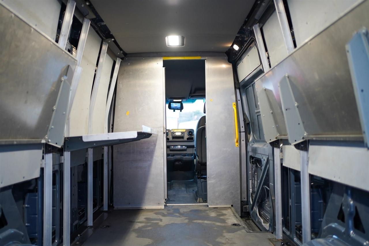 Mercedes-Benz Sprinter 3500 Wagon High Roof 170-in. WB 2019