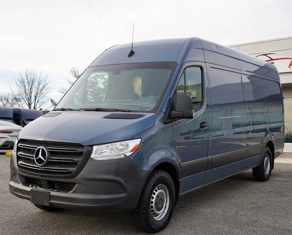 2019 Mercedes-Benz Sprinter Crew Van Base