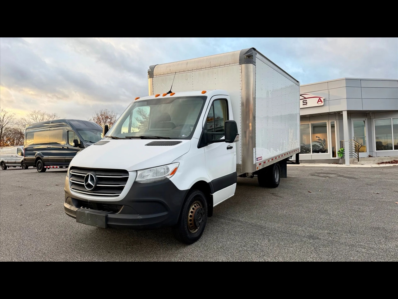 2019 Mercedes-Benz Sprinter Cab Chassis Base