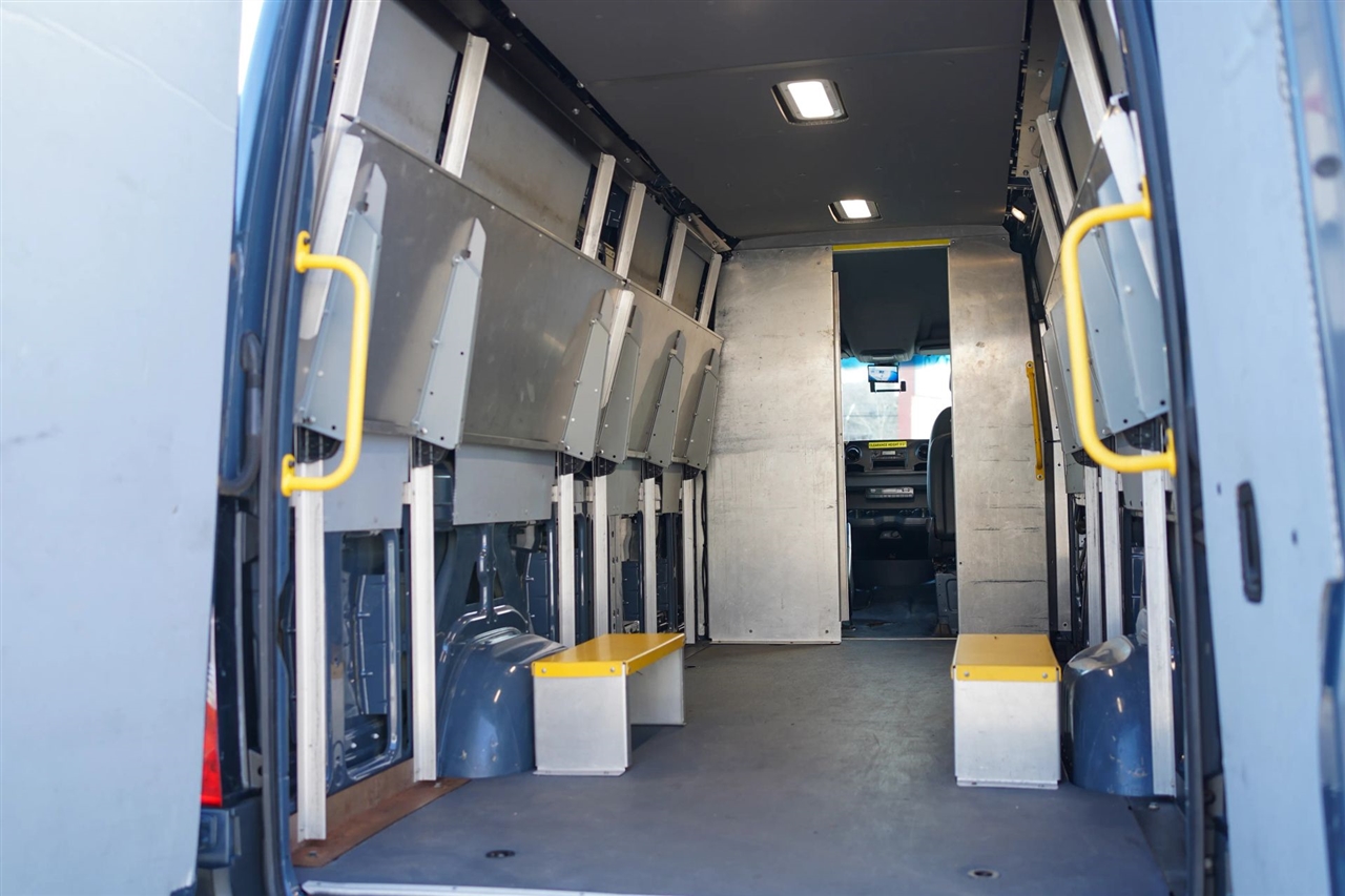 Mercedes-Benz Sprinter 3500 Wagon High Roof 170-in. WB 2019