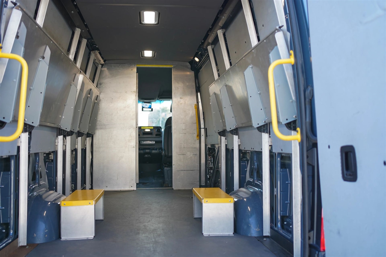 Mercedes-Benz Sprinter 3500 Wagon High Roof 170-in. WB 2019