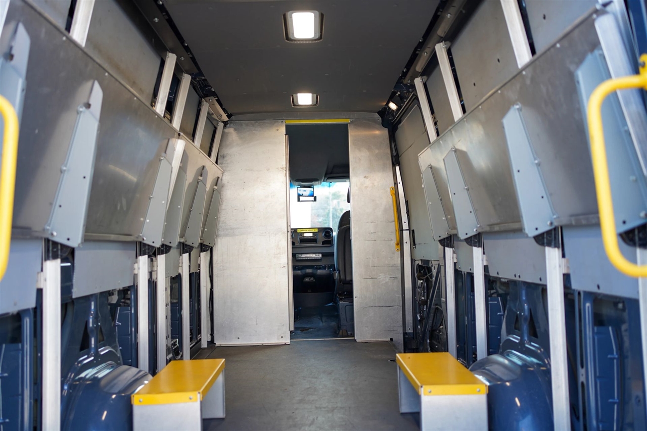 Mercedes-Benz Sprinter 3500 Wagon High Roof 170-in. WB 2019